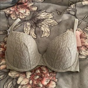 Lace t shirt bra